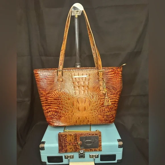 Brahmin Asher Tote & Card Wallet in Pecan Melbourne - Picture 2 of 15